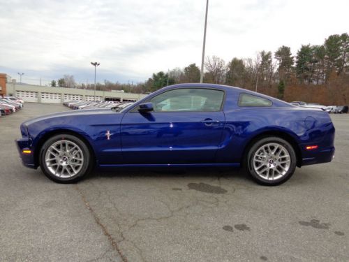 2014 ford mustang v6