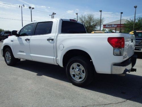 2008 toyota tundra crew max