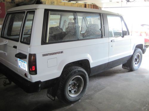 1986 1987 1988 isuzu trooper ii sport utility 2-door 2.6l