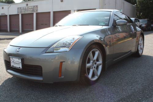 2004 nissan 350z touring coupe 2-door 3.5l