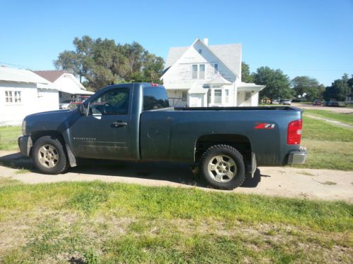 2007 chevrolet silverado z71 regular cab long box