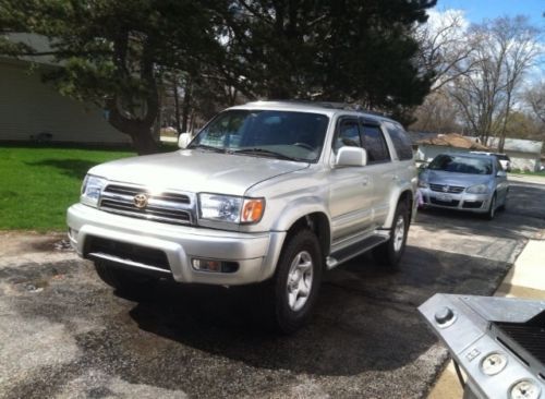 4runner 1999,4x4,v6, limited edition, towing package, leather!!!!