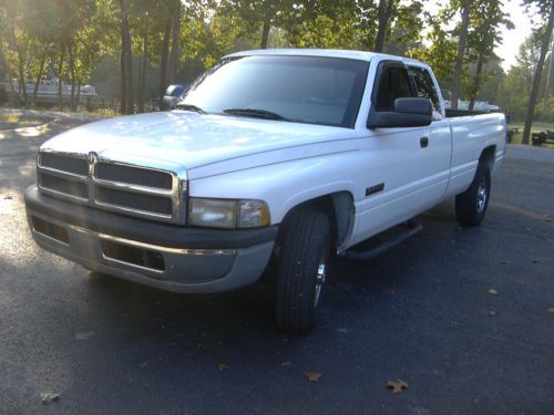 1997 dodge ram 2500 base extended cab pickup 2-door 5.9l