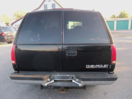 1999 Chevrolet Tahoe LS Sport Utility 4-Door 5.7L, image 4