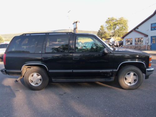 1999 Chevrolet Tahoe LS Sport Utility 4-Door 5.7L, image 7