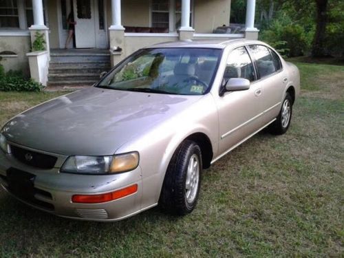 1996 nissan maxima gle sedan 4-door 3.0l