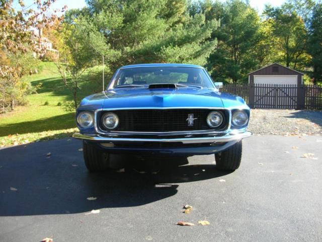 Ford mustang fastback sportroof