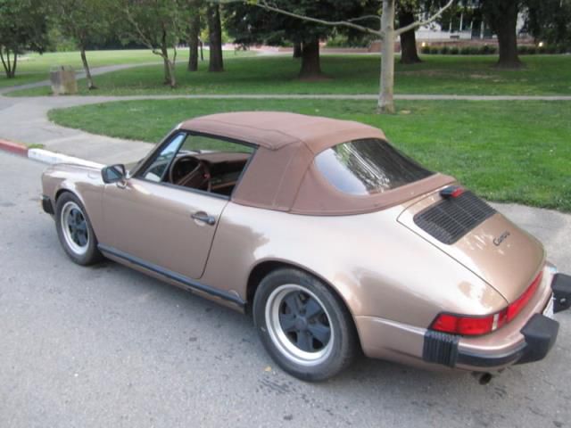 Porsche 911 carrera convertible