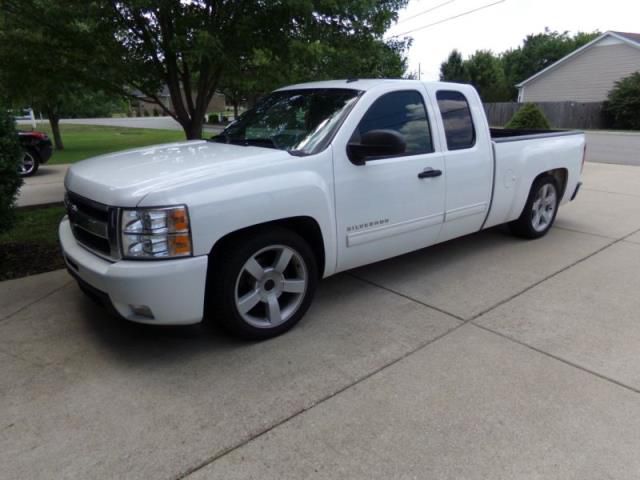 Chevrolet: silverado 1500 lt