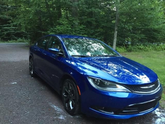 Chrysler: 200 series sport