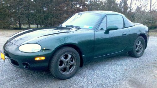 2000 mazda miata base convertible 2-door 1.8l with hard top