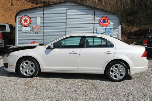 2010 ford fusion se sedan 4-door 2.5l