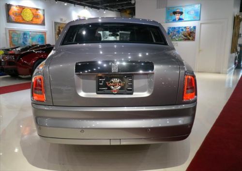 2006 rolls-royce phantom sedan