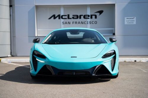 2023 McLaren Artura Performance, US $219,991.00, image 2