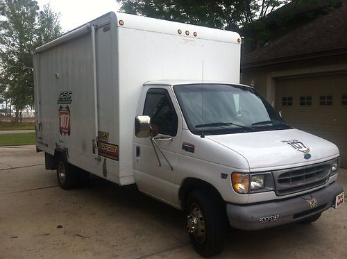 2000 e450 fully customized 15' box truck. 7.3l diesel with 96k. or trade for 4x4