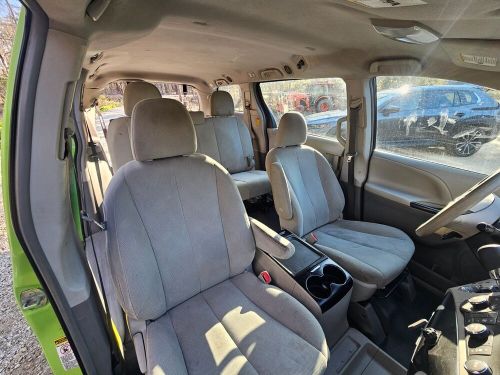 2014 Toyota Sienna, US $18,499.00, image 2