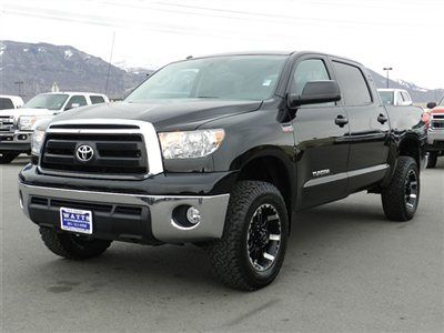 Crew max sr5 trd 4x4 5.7 v8 custom wheels tires low miles low price truck