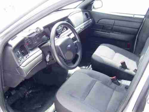 2006 Ford Crown Victoria Police Interceptor Sedan 4-Door 4.6L  NO RESERVE, image 7