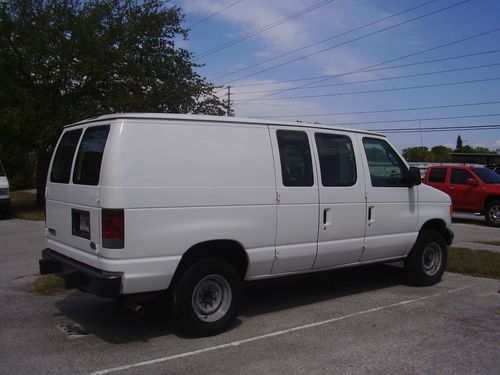 2007 ford e-250 base standard cargo van 2-door 4.6l