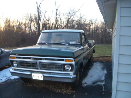 Excellent ford pick-up  for restoration