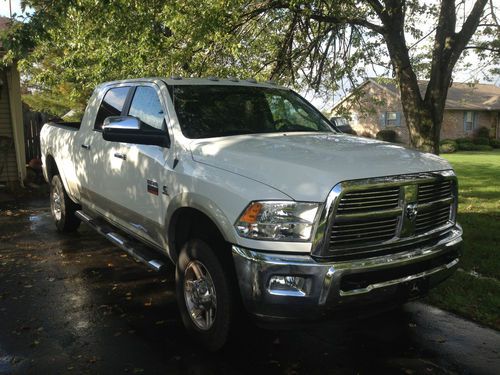 Ram 2500 laramie mega cab 4x4 loaded &amp; deleted