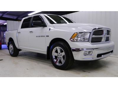 We finance, we ship, big horn edition, hemi, remote start, 1-owner, low miles!!!