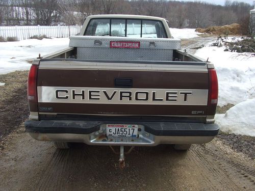 1988 chevy 3500 one ton sinle wheel pickup truck, with tool box extended cab n/r