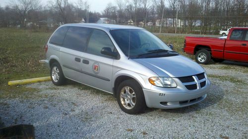 2003 dodge caravan se mini passenger van 4-door 3.3l