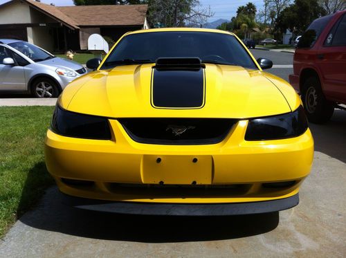 Ford mustang mach 1