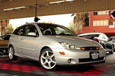 2004 ford focus svt excellent condition!