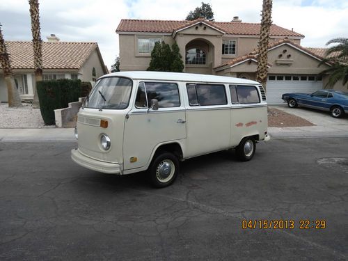1972 volkswagen bus vanagon with factory a/c at no reserve lots of photos