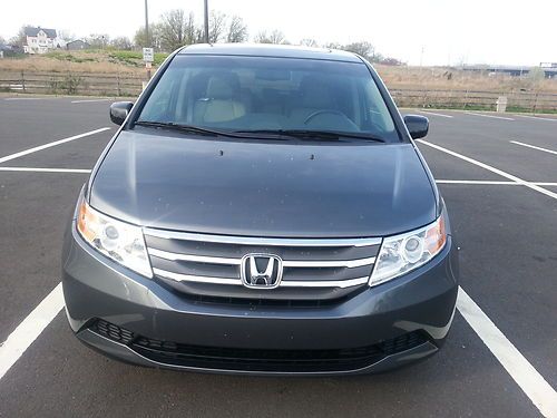 No reserve 2010 2011 2012 2013 honda toyota sienna chrysler caravan nissan quest