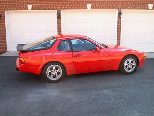 1988 porsche 944 automatic, museum car,  low mileage, like-new condition, sharp!