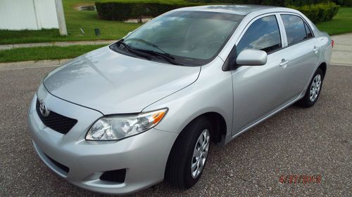 2010 toyota corolla le sedan 4-door 1.8l