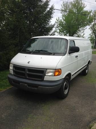 2003 dodge ram 2500 van base extended cargo van 3-door 5.2l