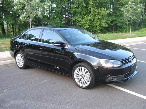 2013 vw jetta tdi diesel 2.0l only 2,400 miles brand new 45mpg new nav loaded