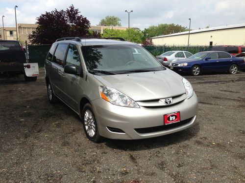 2010 toyota sienna le mini passenger van 5-door 3.5l awd flood clean title nice