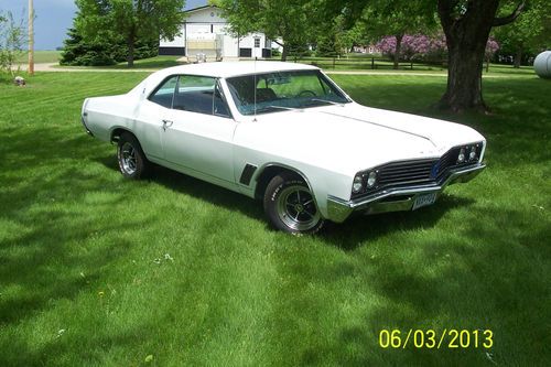 1967 buick skylark base hardtop 2-door 4.9l