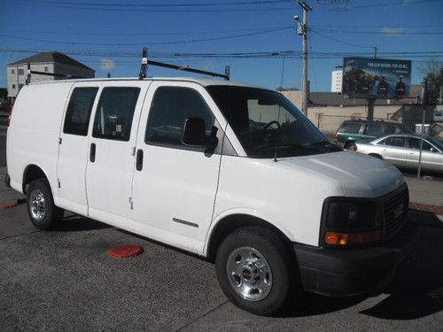 2500! 92k 4.8 looks and runs good! new tires no reserve! great work van