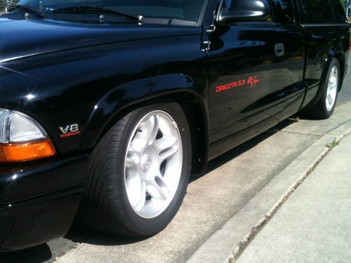 1999 dodge dakota r/t extended cab pickup 2-door 5.9l very custom