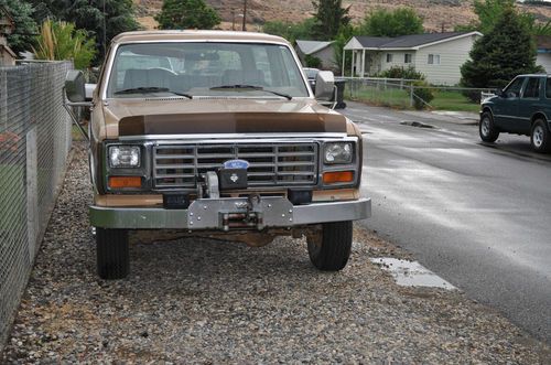1983 ford bronco xlt lariat sport utility 2-door 5.8l