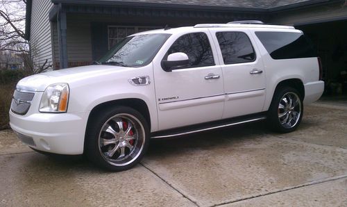 2007 immaculate gmc yukon denali xl (fully, fully loaded) + extras