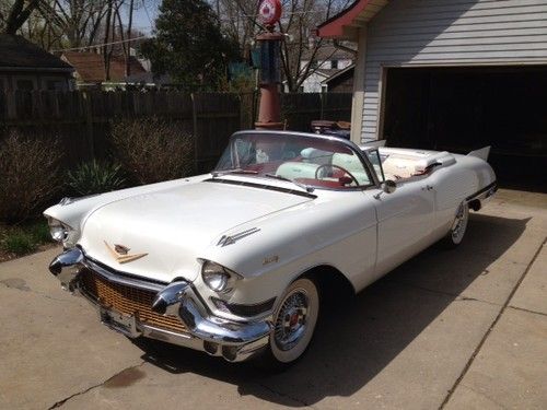 1957 Cadillac Eldorado Biarritz Convertible, image 2