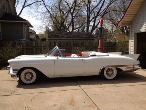 1957 Cadillac Eldorado Biarritz Convertible, image 7