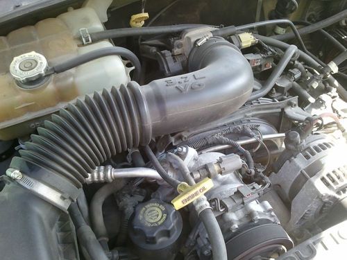 2004 Jeep Liberty Renegade Sport Utility 4-Door 3.7L, US $4,400.00, image 13