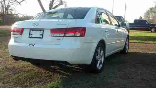 2007 Hyundai Sonata Limited Sedan 4-Door 3.3L, image 2