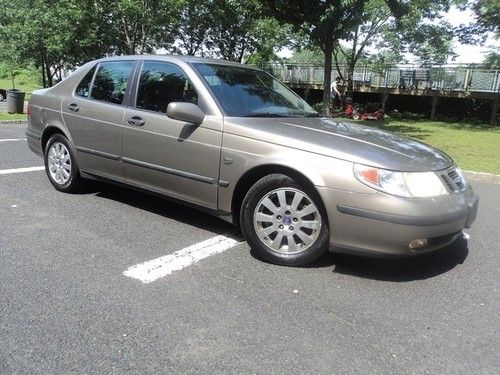 2002 saab 9-5 linear 2.3t nice clean car. great gas saver