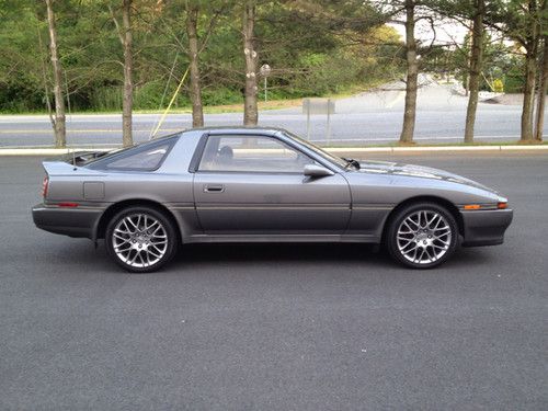 1989 toyota supra __show room condition___immaculate ____85k___rare car  !