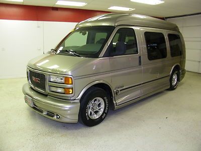 2002 gmc savana hi-top explorer converstion van only 77k miles gorgeous!!!