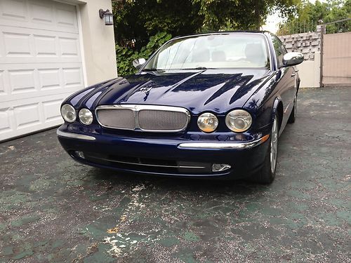 Jaguar vdp xj8 2004 beautiful color 103k all the bells &amp; whistles